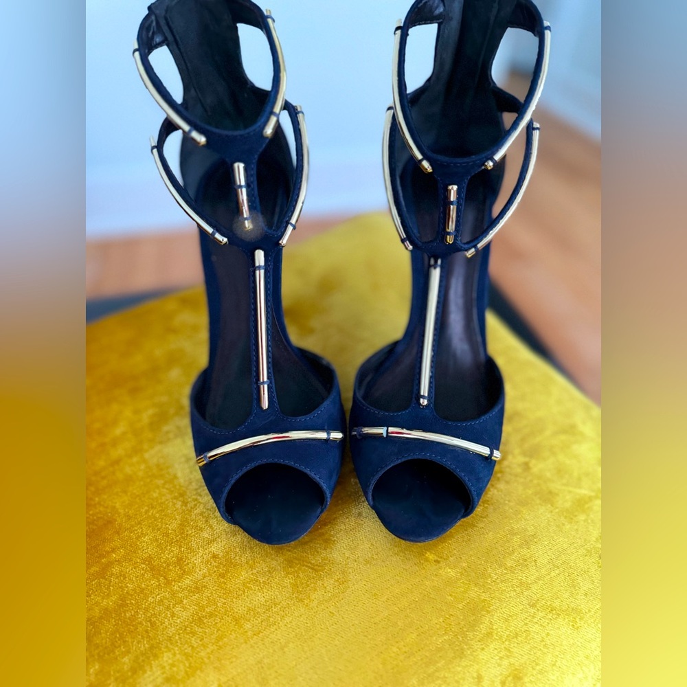 Schutz Sandalia Salto Alto Nobuck Sailfish heels navy/gold size 8 with box